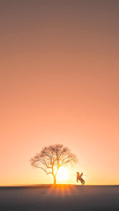 俱乐部战术定位与目标脱节