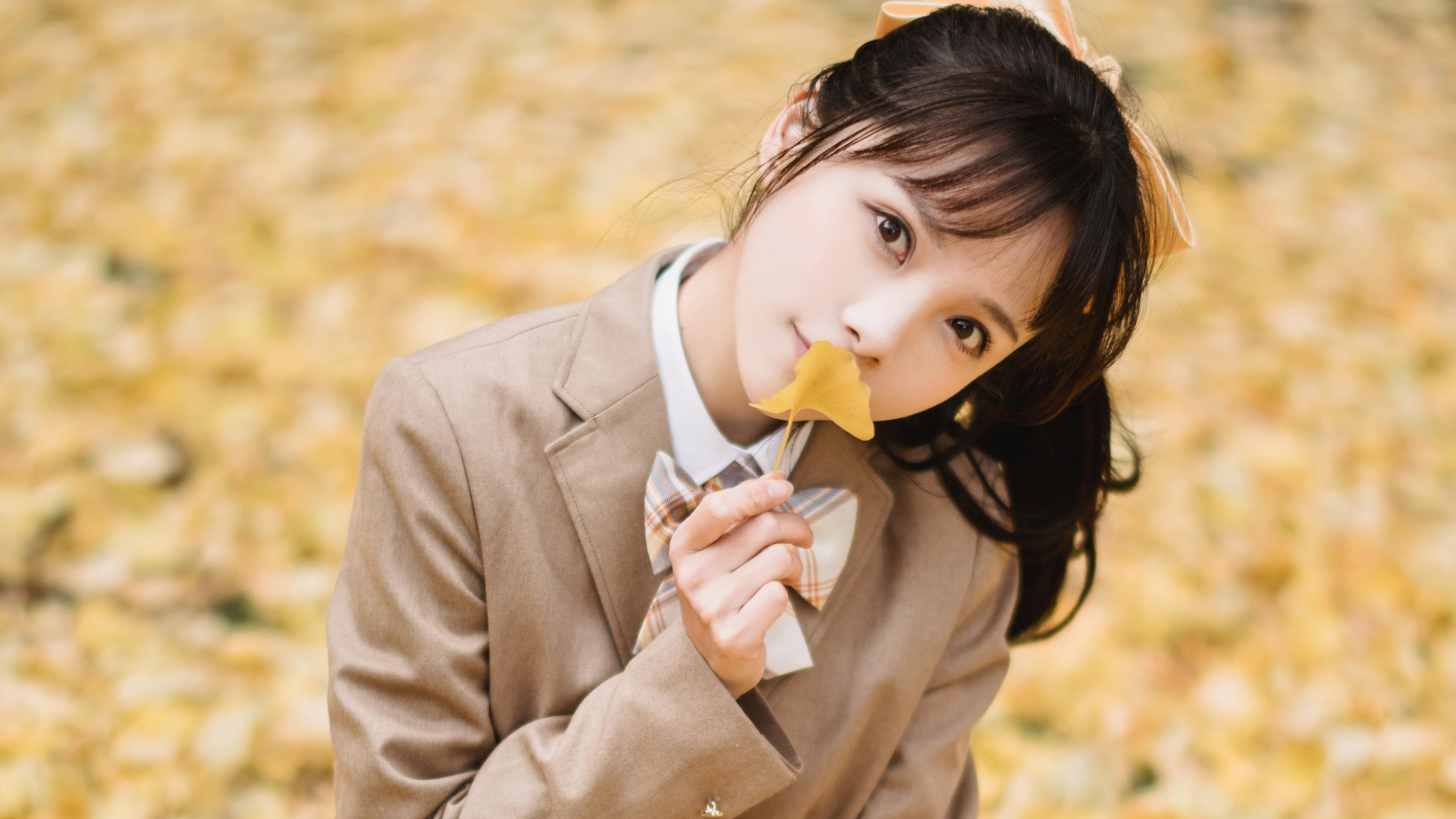 APP下载 LY Sports-朗斯边翼结合打出犀利反击推动比赛节奏，朗斯啥意思