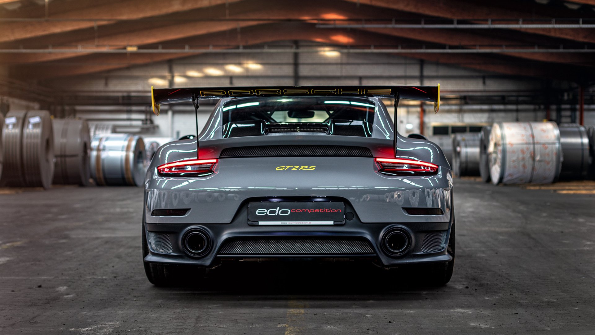 快攻转换迅速,多次反击得分,快攻型打法