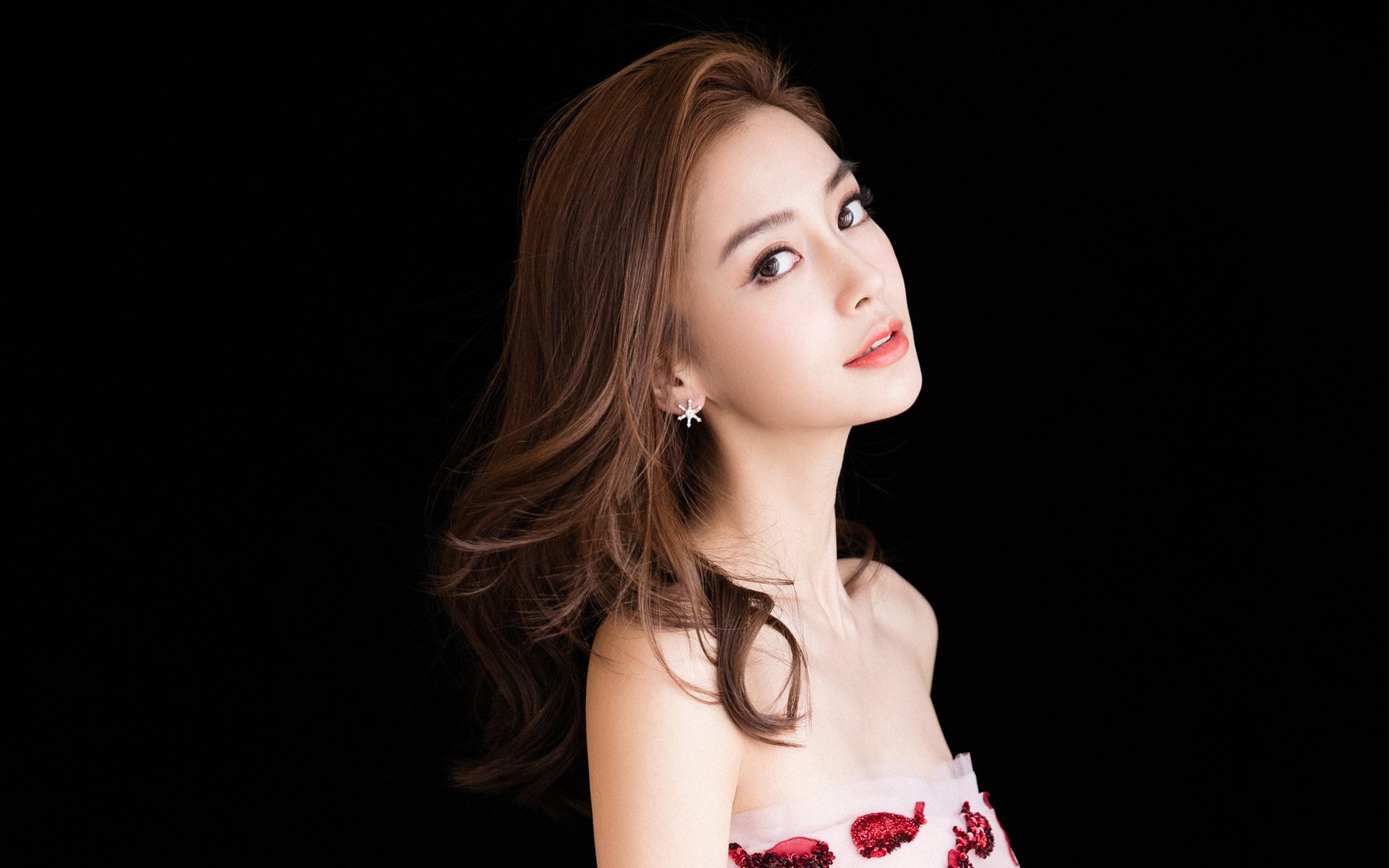 美洲杯激情狂飙：明星演绎足球盛宴！，美洲杯经典