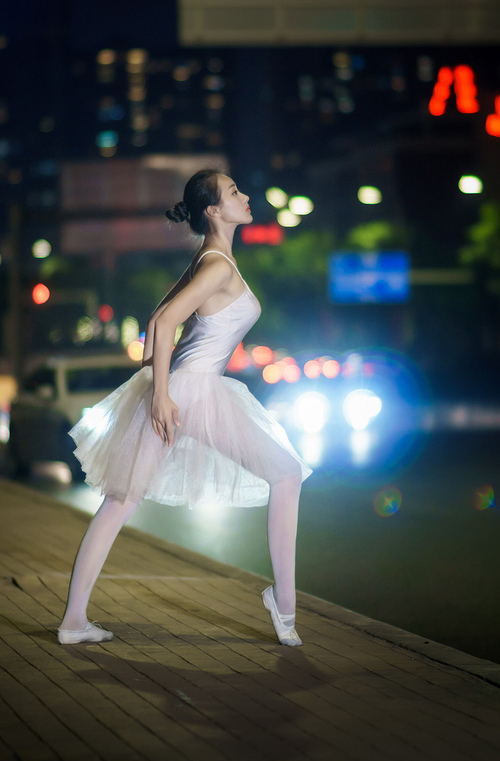 谢佩玲决赛表现稳健赢得掌声,谢佩玲决赛表现稳健赢得掌声视频